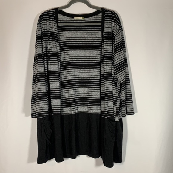Chalet Black & Grey Striped Short Sleeve Cardigan - Picture 1 of 8
